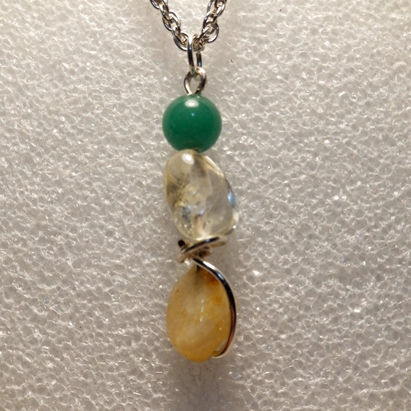 Beautiful Aventurine Citrine Clear Quarts Necklace - Picture 4 of 11